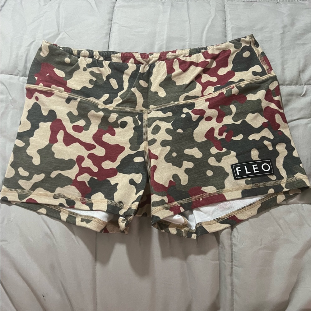 FLEO CROSSFIT WORKOUT SHORTS LARGE